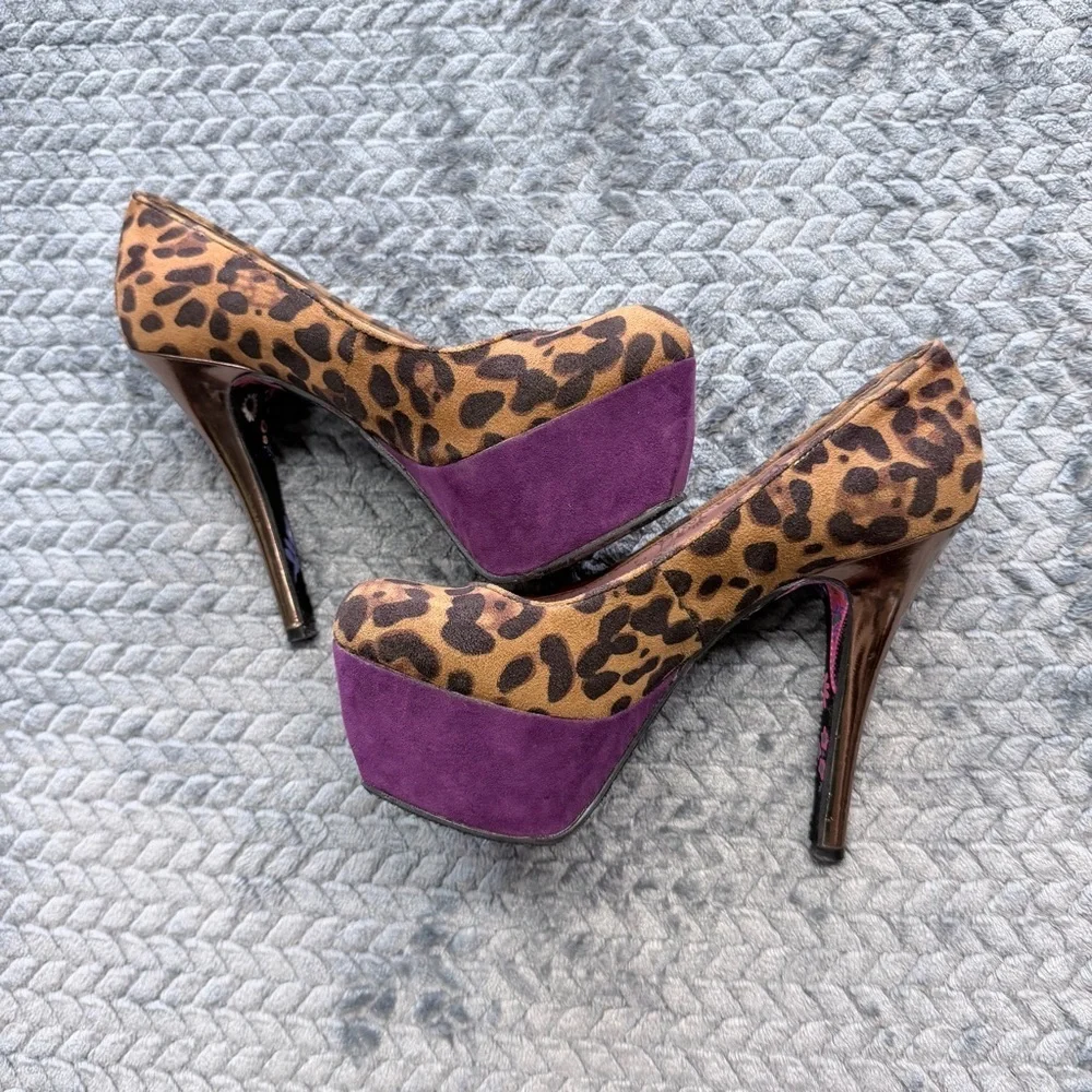 Betsy Johnson Gracie Leopard Purple Platform Faux Fur Pump size 6.5